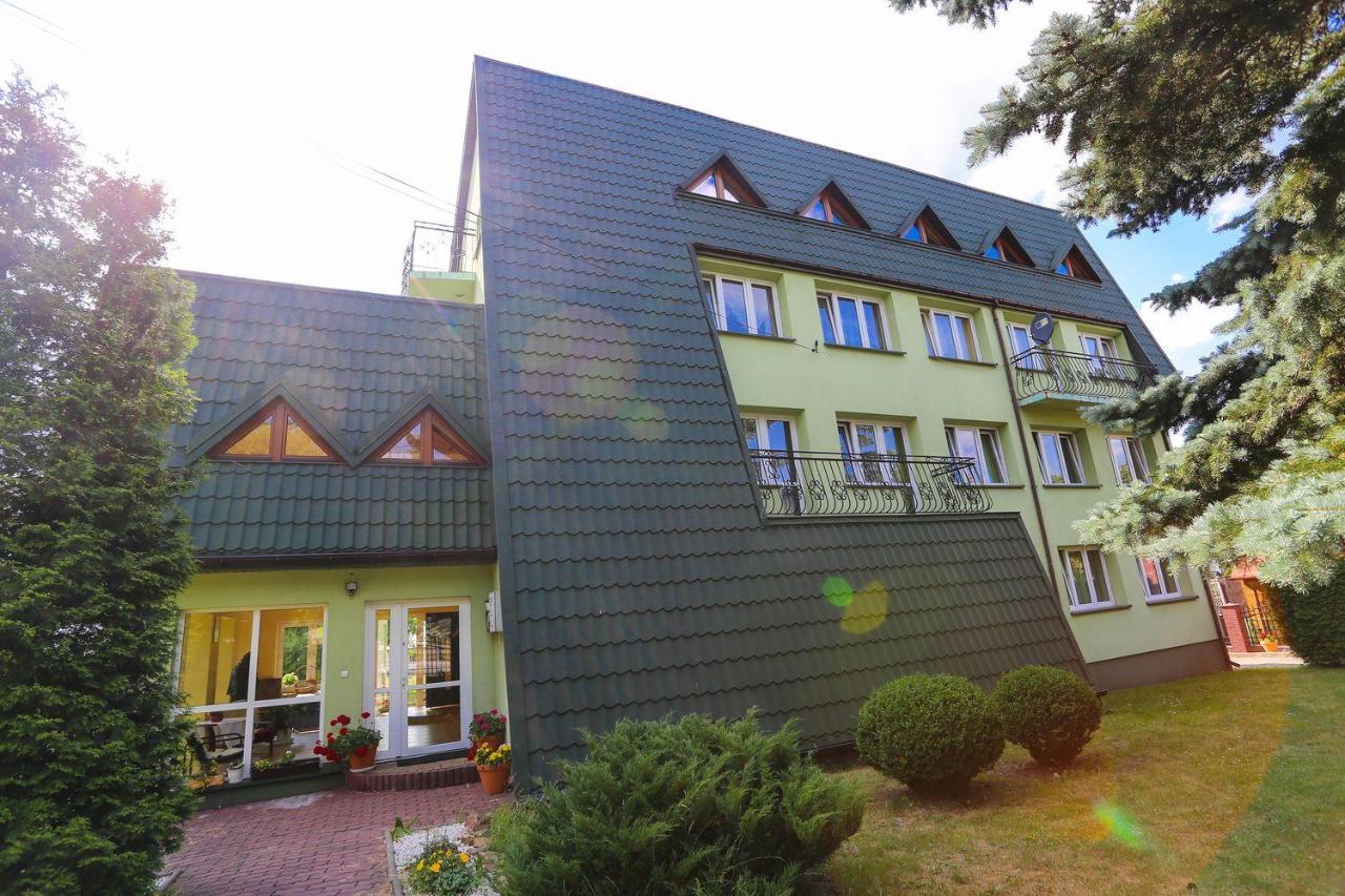 Wieczernik Dom Rekolekcyjny Ksiezy Pallotynow Swieta Katarzyna  Exteriör bild